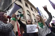 Polémica por los dichos de Chahla: quiere que naturalicemos que niñas sean obligadas a parir