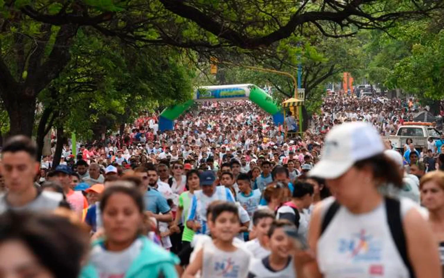 Personalidades del espectáculo y del deporte invitan a participar de la Maratón Don Orione
