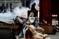 Atacan la embajada argentina en Santiago durante las protestas en Chile