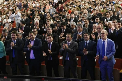 Jefes comunales piden agua, vivienda y luz