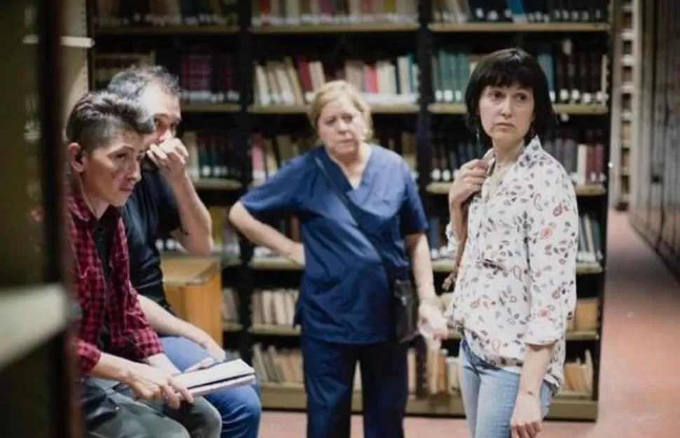 EMPLEADAS DE LIMPIEZA. La tucumana Liliana Juárez y la marplatense Rosario Bléfari encabezan el elenco.  