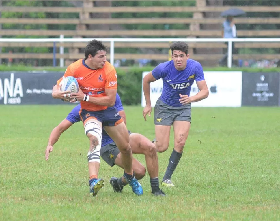 A LA ESPERA. Mientras su horizonte competitivo sigue siendo una incógnita, la Naranja mayor se sostiene con amistosos. la gaceta / foto de hector peralta