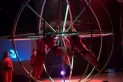 La Fura perdió la furia y el Cirque du Soleil apuesta a la belleza