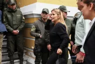 Una senadora de la oposición se postula para la presidencia