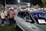 Planes de ahorro: ahorristas protestaron por los aumentos frente a una concesionaria