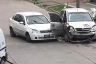 Chocó el auto de su ex pareja 14 veces para evitar que se llevara sus pertenencias de la casa