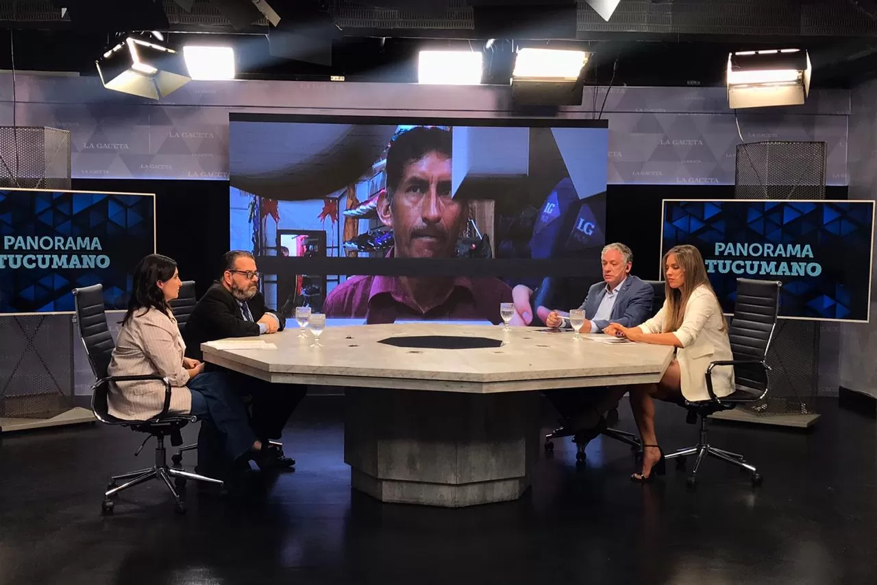 Mesa de análisis en Panorama Tucumano