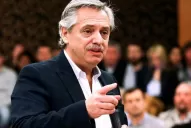 Alberto Fernández desmintió que hubiese acordado con el Gobierno de Macri la suba en combustibles