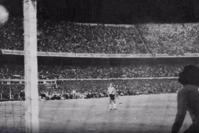 Un día, el gol de Suñé a River dejó de ser fantasma