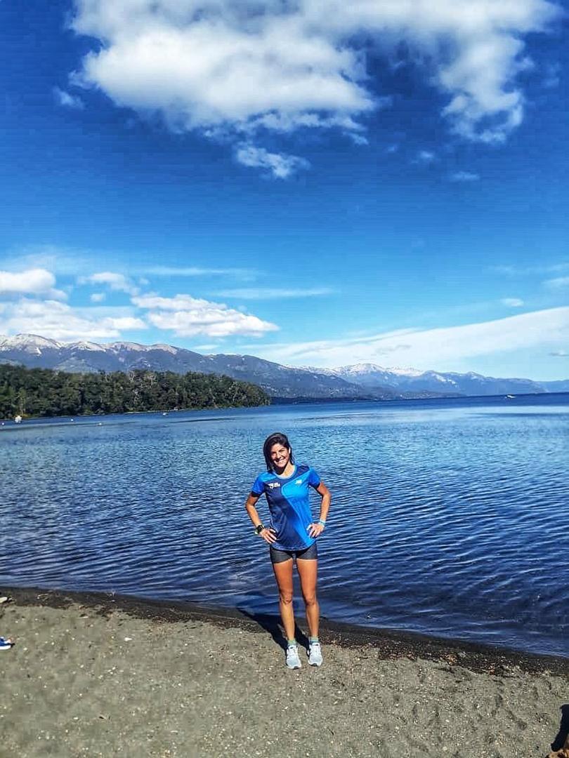 ENTRENANDO. Nieva, en un alto de su práctica en Villa La Angostura.