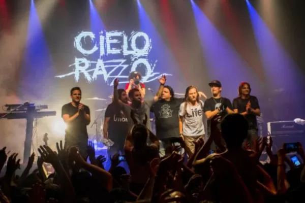 Cielo Razzo mantiene la pasión de tocar