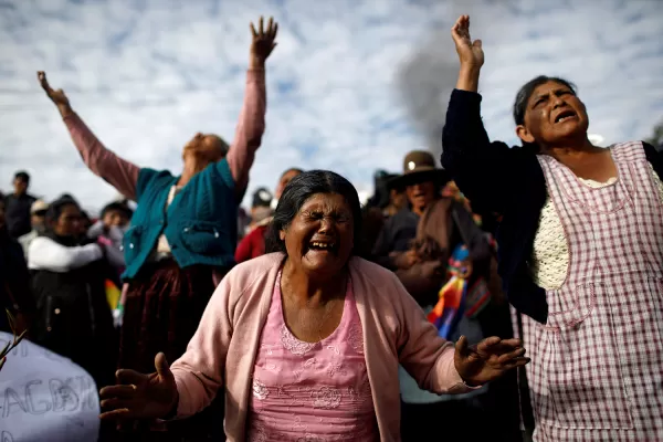 Crece la represión en Bolivia y Jujuy se dispone a ayudar con elementos de primeros auxilios