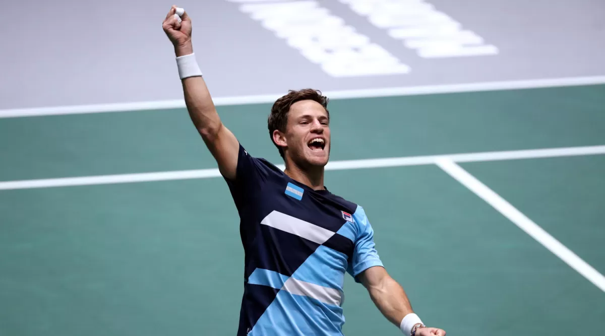 FELIZ. Diego Schwartzman le dio el segundo punto al equipo nacional al derrotar a Cristian Garín.