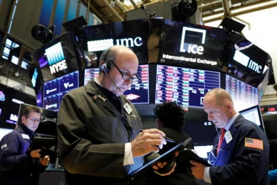 Cayeron hasta 3,8% los bonos locales enWall Street