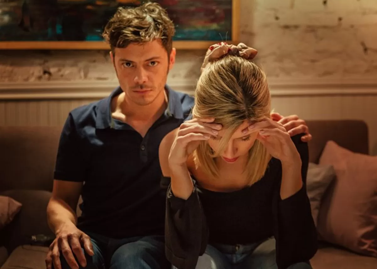 Miniserie: conflictos de pareja a raíz de la convivencia