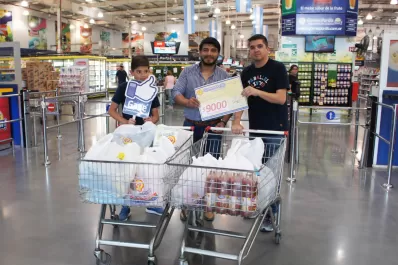 Llenó las alacenas gracias al premio de Gómez Pardo