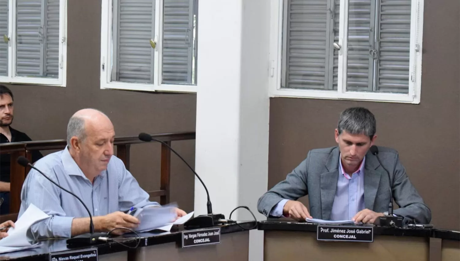 OPOSITORES. Los ediles Vargas y Jiménez, del PJS. 