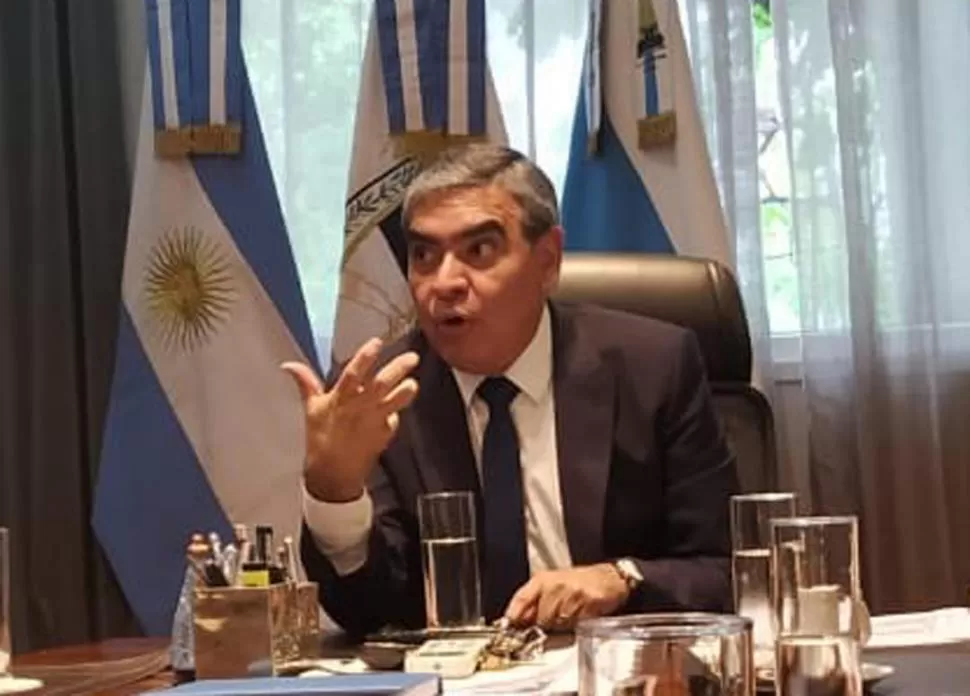 POTESTAD DEL INTENDENTE. Ediles dicen que no avanzan contra Alfaro.  twitter @alfarogerman