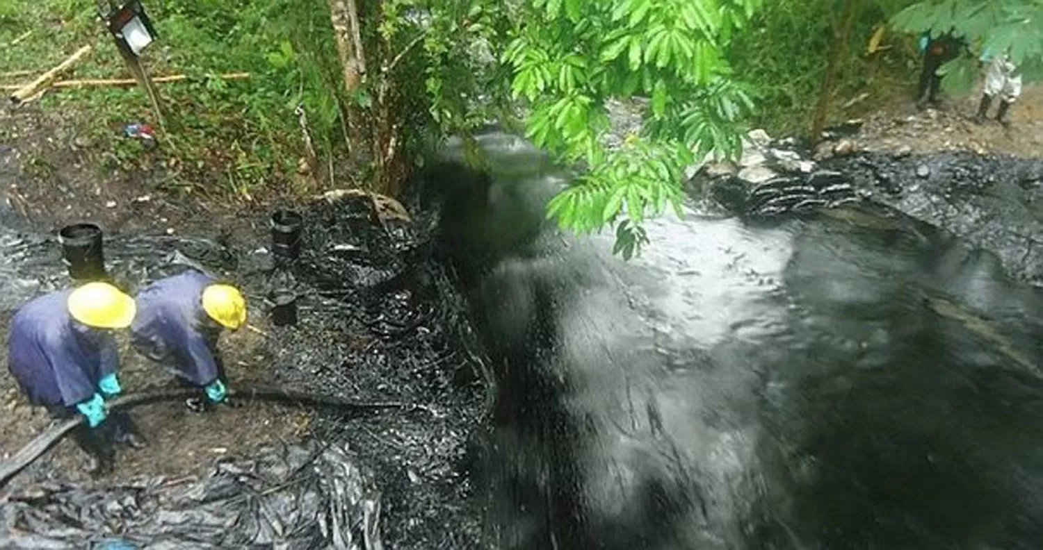 La Marina de Brasil en alerta ante derrame de petróleo en Amazonas