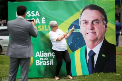 Bolsonaro quiere impedir por ley las denuncias a militares