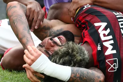 Flamengo marcó dos goles en 3' y le arrebató la Copa Libertadores a River