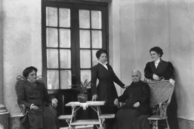 En la plaza, en los 40