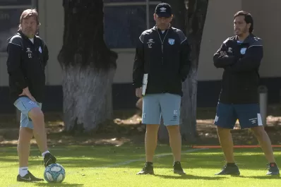 Zielinski sorprendió con Melano y asoma el equipo