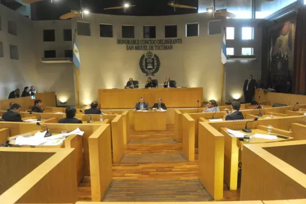 En el Concejo, 1.450 empleados aún no cobraron