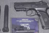 Llegó desde Israel el primer embarque de las armas para la Policía tucumana