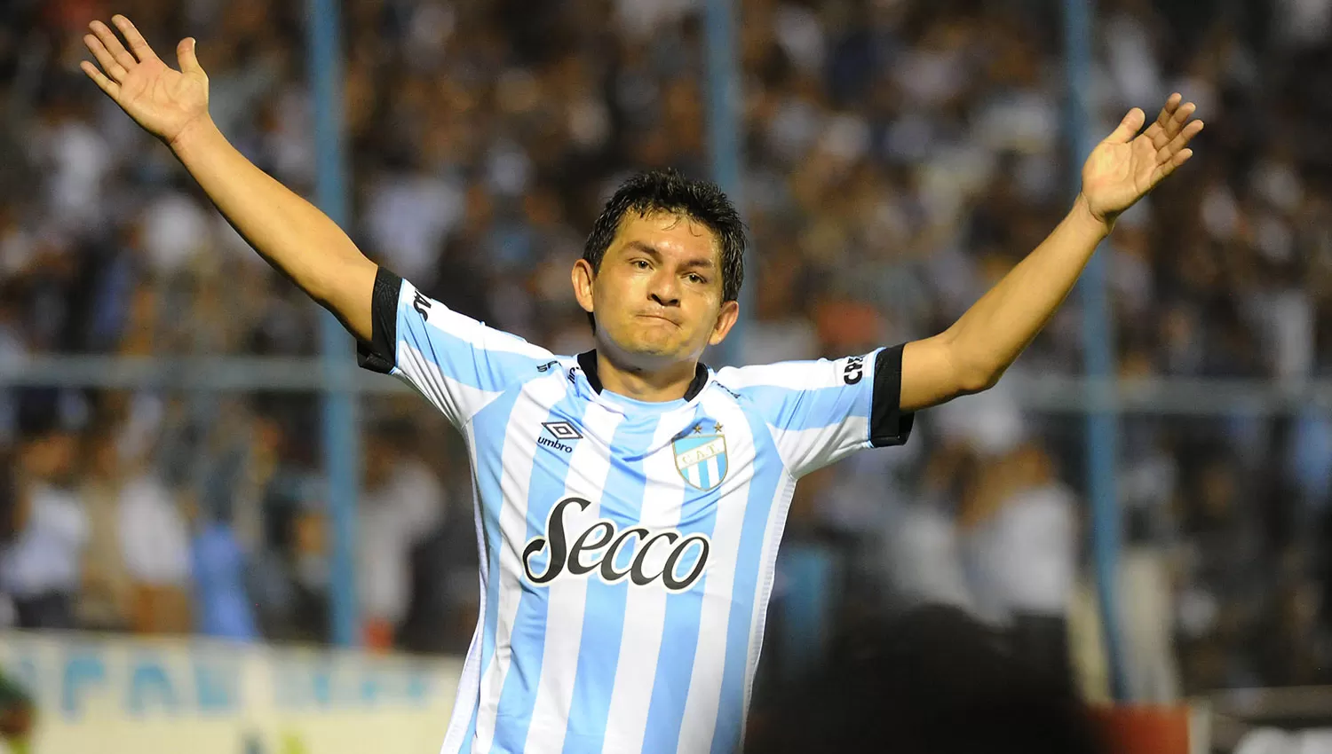 Rodríguez, en una de sus últimas actuaciones con la camiseta de Atlético. LA GACETA/FOTO DE HÉCTOR PERALTA