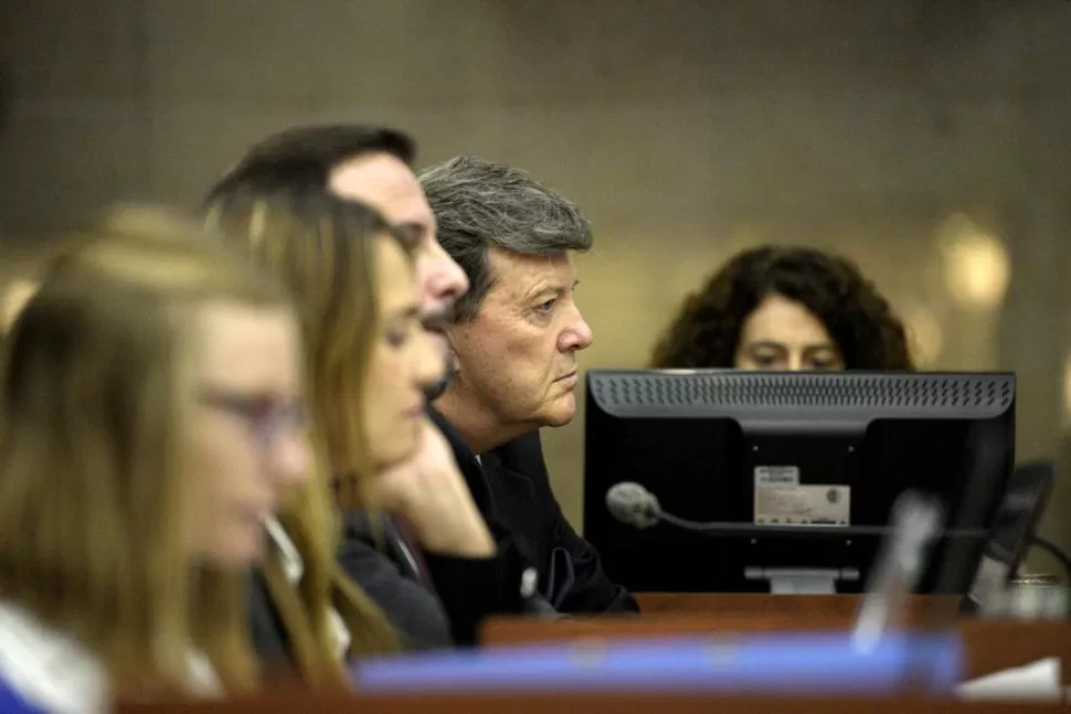 EX JEFE DEL EJÉRCITO. El imputado César Milani en el debate de ayer en el Tribunal Oral en lo Criminal Federal. la gaceta / foto de franco vera