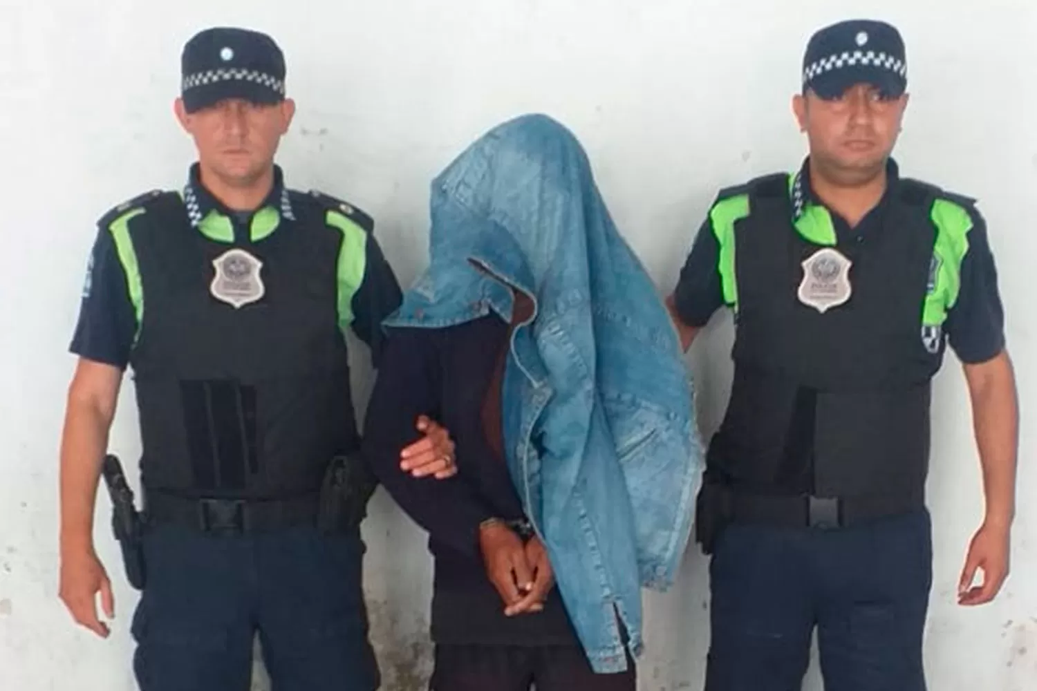 DETENIDO. La Policía llevó al presunto abusador a la comisaría.