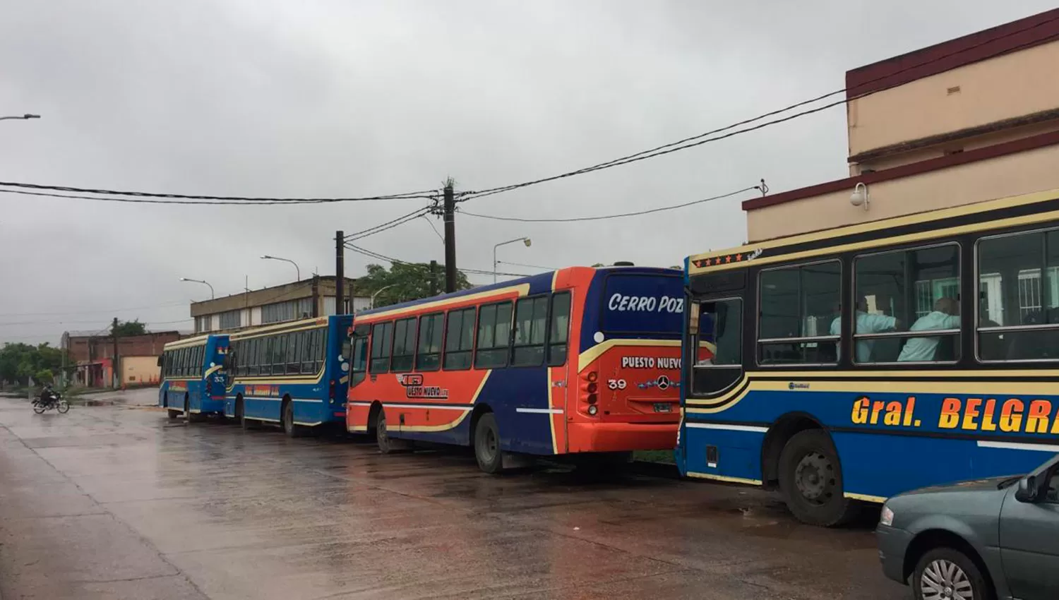 Retomarán el servicio de ómnibus las líneas 9 y 109, tras una noche con atentados