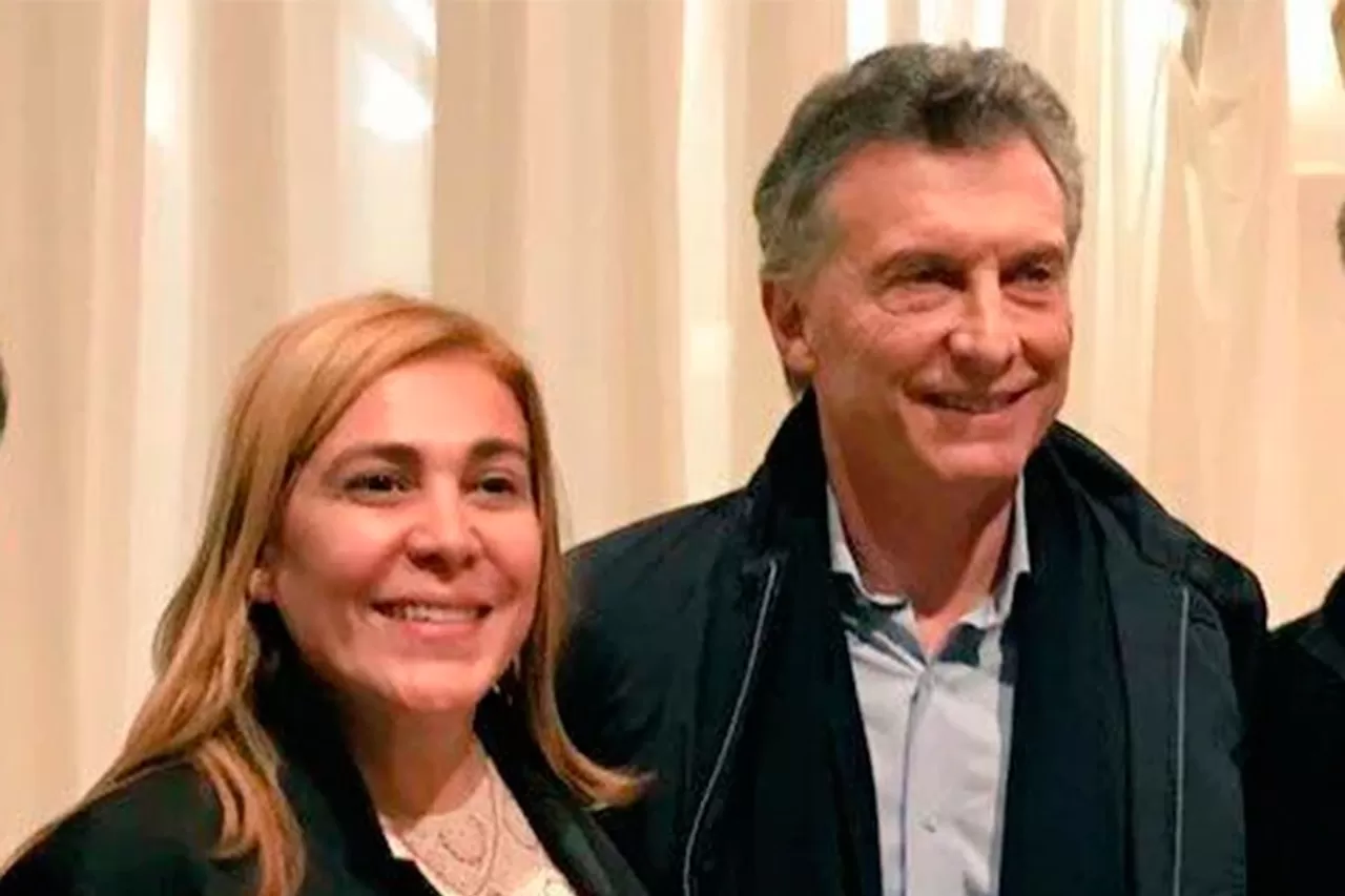 En otros tiempos, Ávila y Macri eran del mismo equipo.