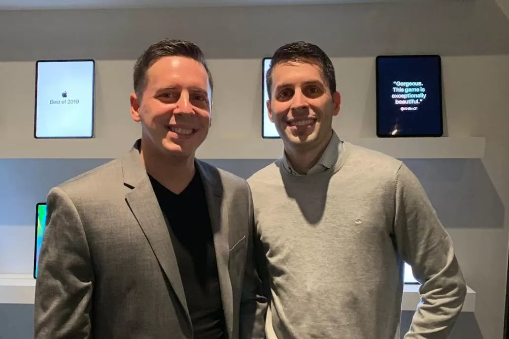 ENTRE LOS MEJORES. Marcos y Jonathan Mesón, dos de los tres hermanos tucumanos presentes en el evento de premiación de las apps del año de Apple en Nueva York