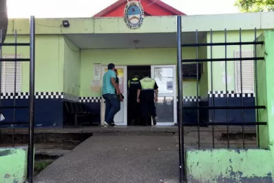 Hallan colillas de porros en la oficina del subcomisario preso