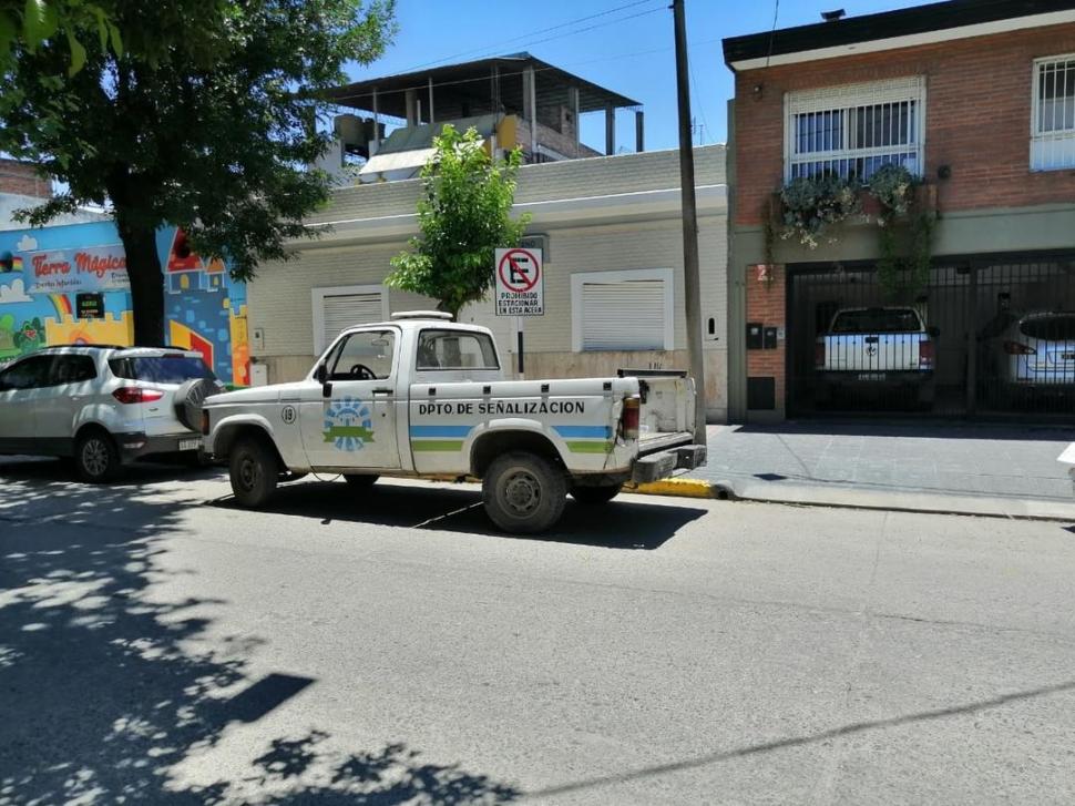 Una camioneta que manejaba un conductor ebrio les destruyó la casa