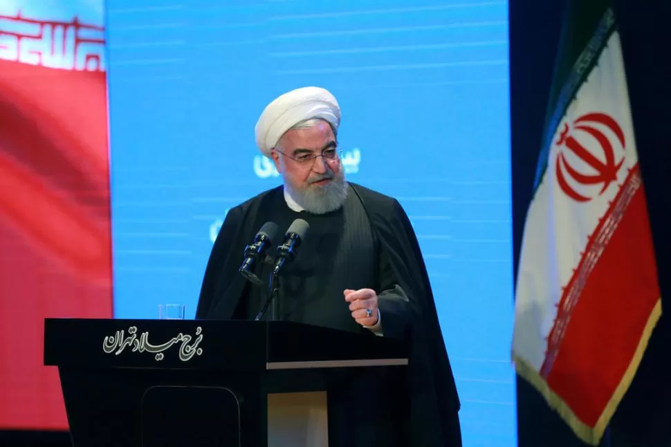 JUSTIFICATIVO. El presidente Rohani culpa a “enemigos externos”. reuters