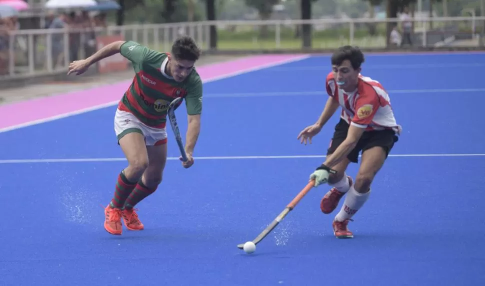 PALO Y PALO. Huirapuca y San Martín libraron una batalla muy pareja en el estadio de Natación, pero la final el “Santo” impuso su efectividad, experiencia y físico. la gaceta / foto de franco vera