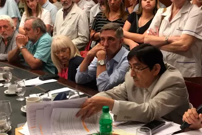 Facultad de Medicina: liberar el ingreso podría significar una colisión muy grave