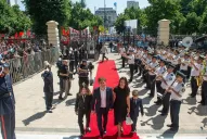 Doctora en Letras, investigadora y cinturón negro en taekwondo: la esposa de Axel Kicillof