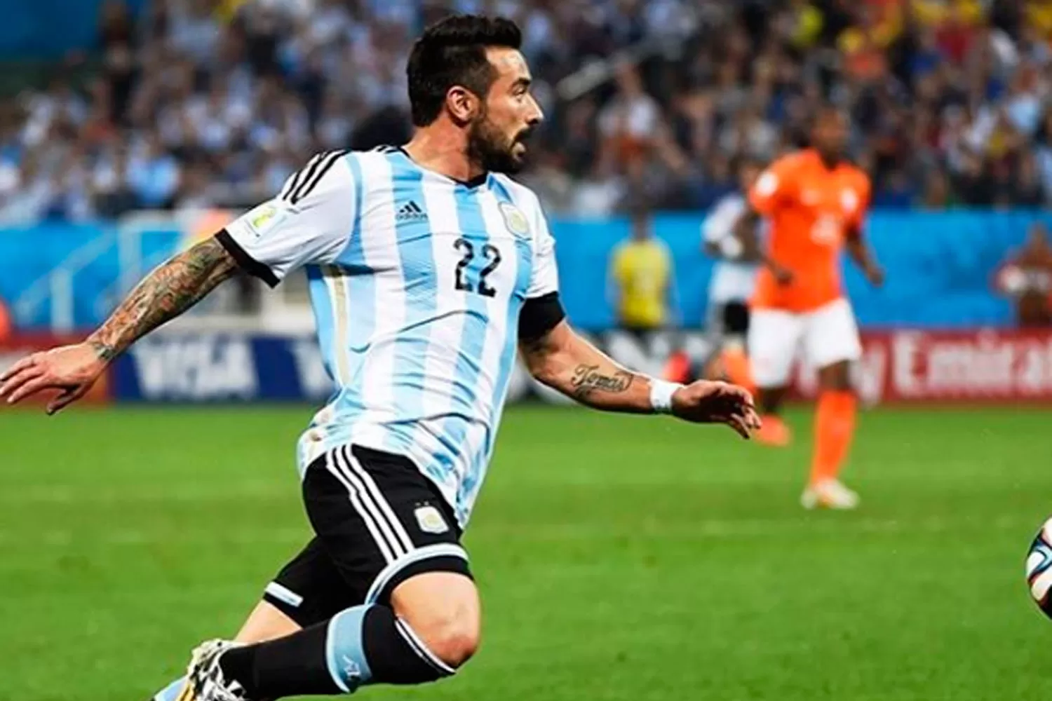 El Pocho Lavezzi confirmó su retiro del fútbol profesional