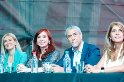 Cristina Fernández: “hay que discutir la matriz económica”