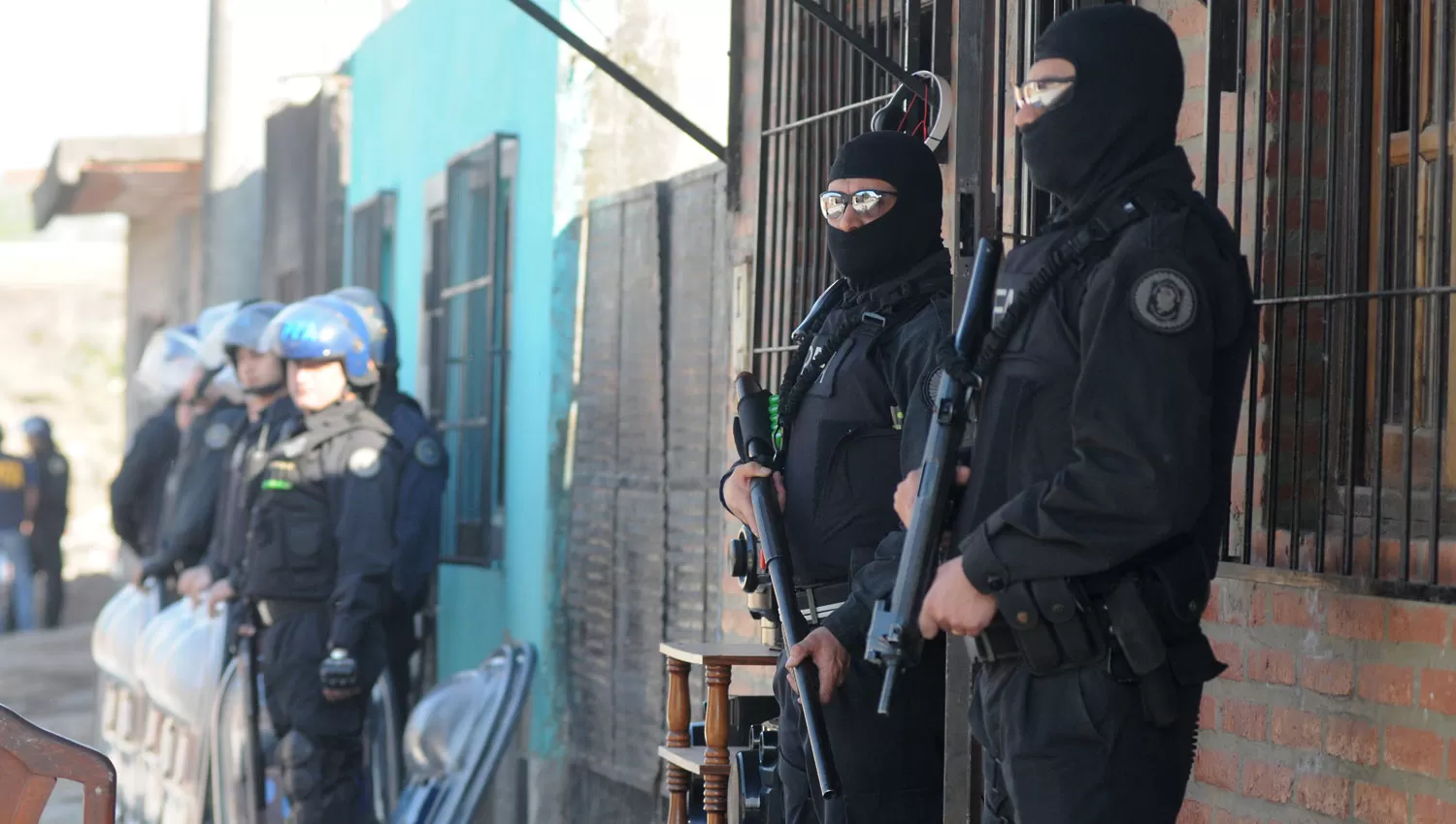 EN LA COSTANERA. Hace tres años, la Policía Federal logró detener a los integrantes de La Banda de Rogelio, un ambulante que manejaba un emporio.