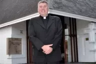 La muerte no repara el daño, dicen víctimas de abuso del sacerdote Lorenzo