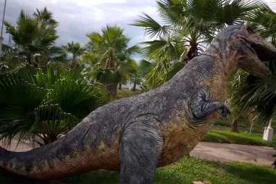 Orellana desmintió que haya un Festival del Dinosaurio, pero no descartó esa idea