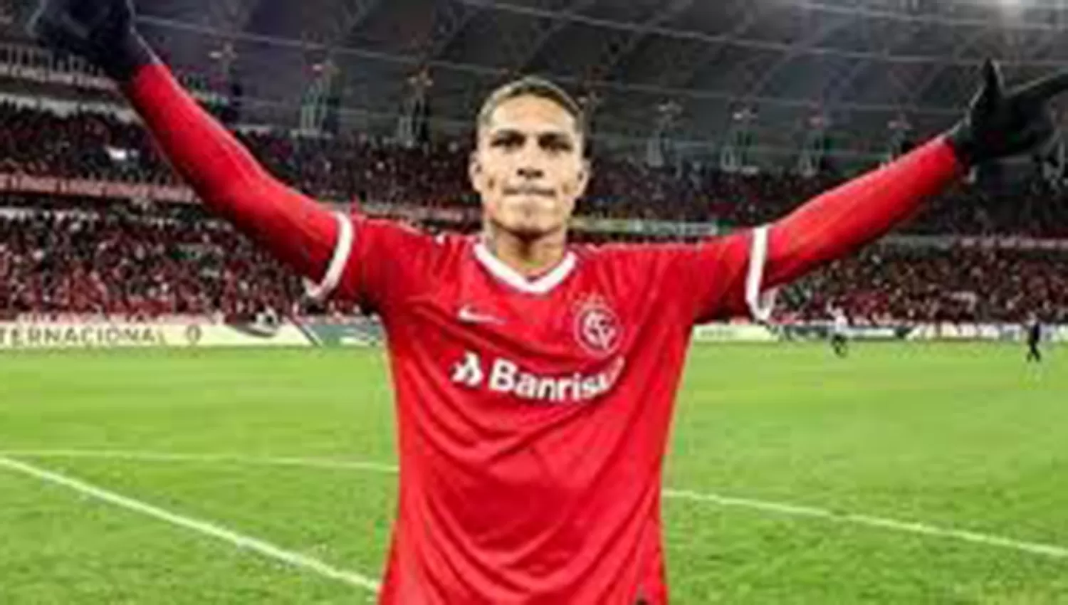 En el Colorado portoalegrense no quieren saber nada de desprenderse de Paolo Guerrero. (ARCHIVO)