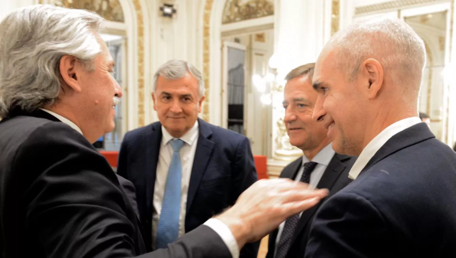 MÁS CERCA. Gerardo Morales junto a Alberto Fernández, durante un encuentro en Casa Rosada.