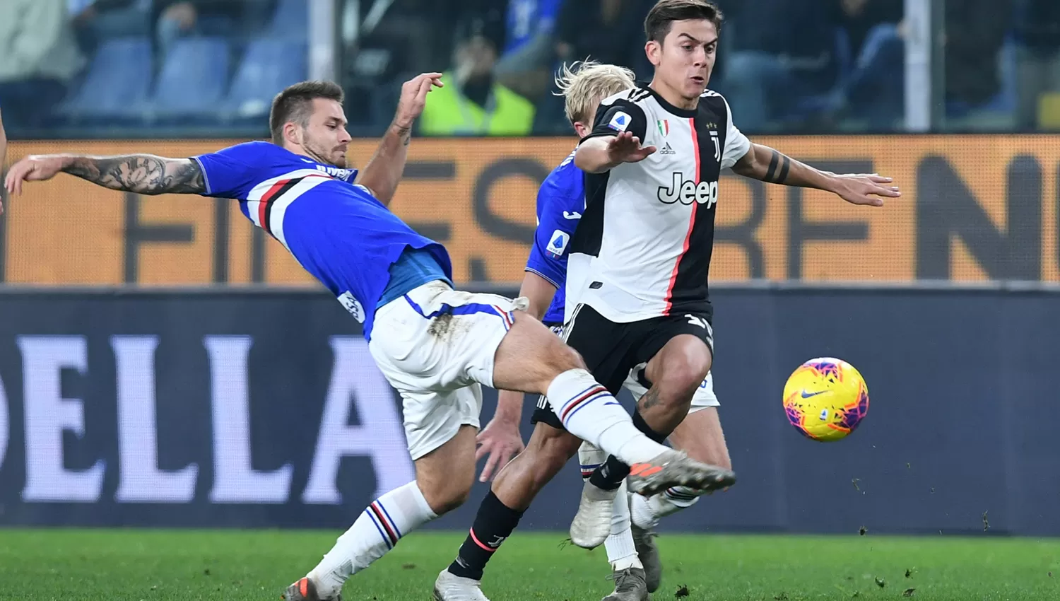 Paulo Dybala volvió a anotar un golazo. (Reuters)