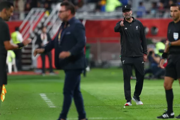 Jürgen Klopp invitó a pelear a Antonio Mohamed en pleno Liverpool-Monterrey